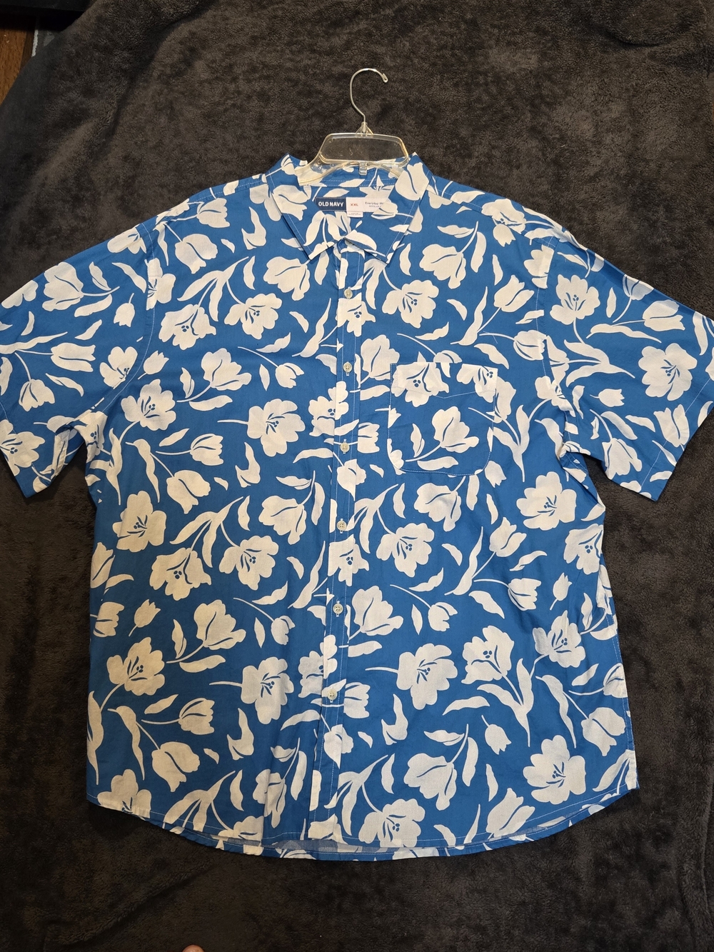 Old Navy Blue and White Floral Short-Sleeve Button-Down Shirt